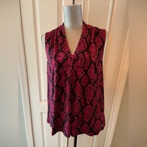 Michael kors ladies deep fuchsia v neck top size large